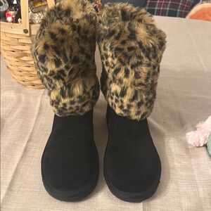 Leopard Print Fur Black Boots